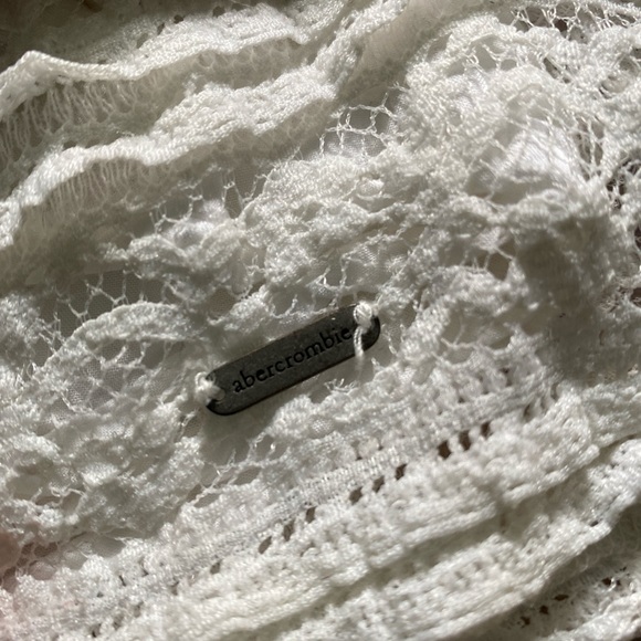 Abercrombie Kids Lace Skirt - Picture 2 of 4